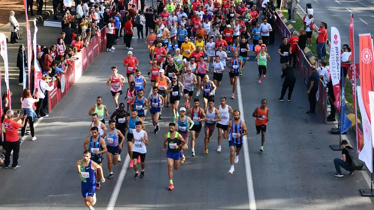 45. Uluslararasi Trabzon Yari Maratonunda o yollar kapali olacak