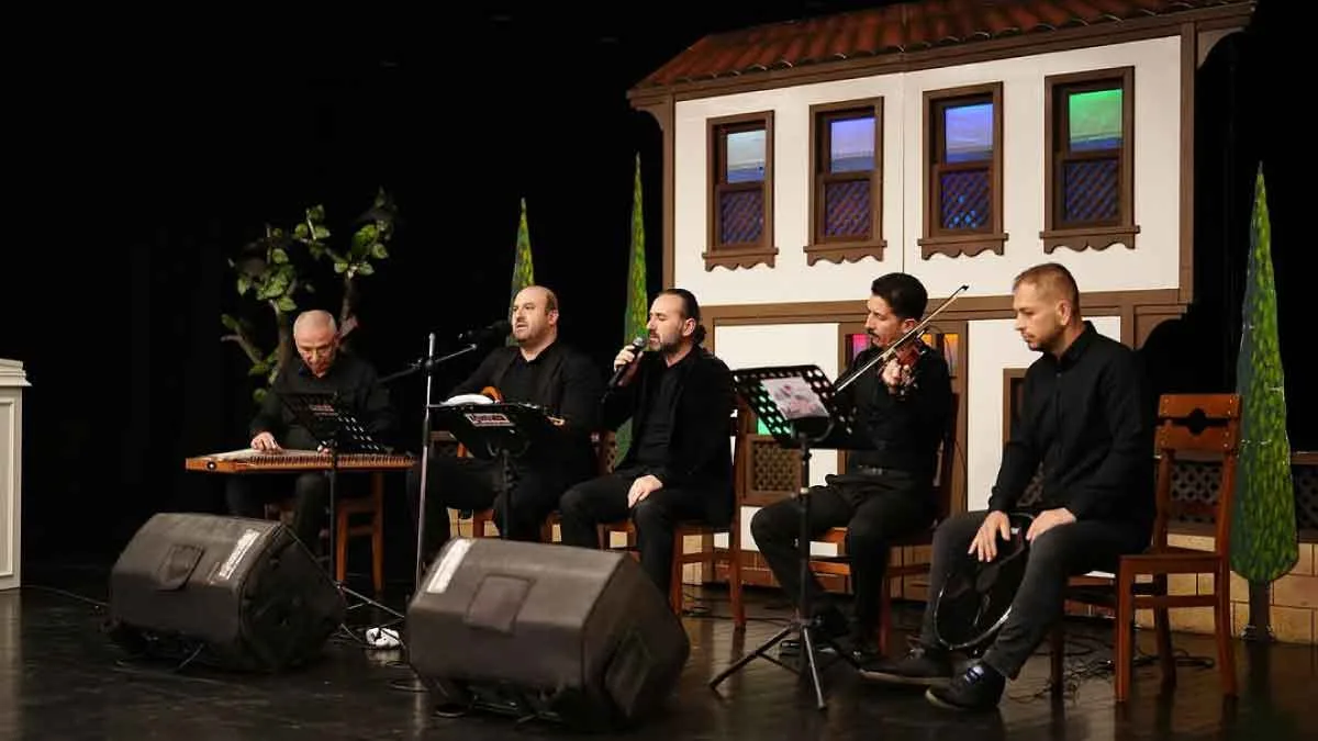 Akçaabat Belediyesi'nin Ramazan ayına özel Tasavvuf Müziği Dinletisi.
