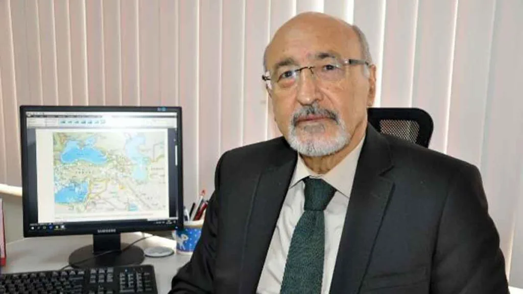 Prof. Dr. Osman Bektaş, Akyazı dolgu alanının jeolojik açıdan sakıncalı olduğunu belirtti.