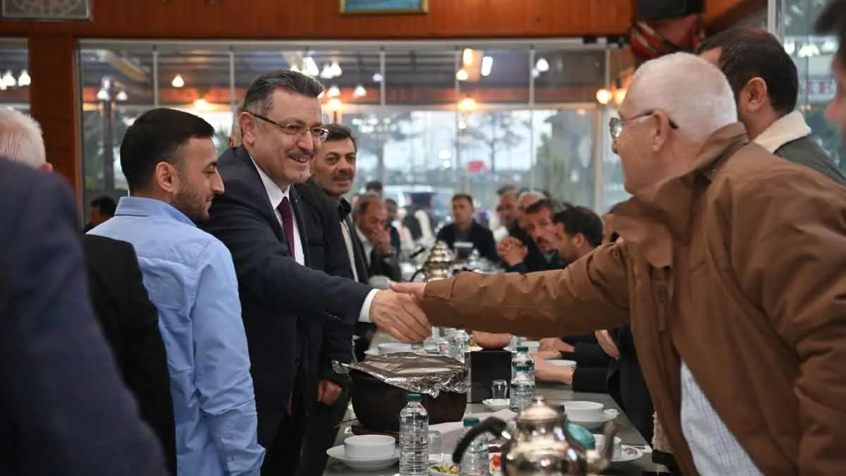 Başkan Genç, Sürmene’de düzenlenen iftar programında önemli açıklamalarda bulundu.