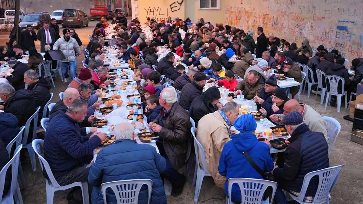 Yenicuma ve Boztepe Mahallesinde iftar buluşması