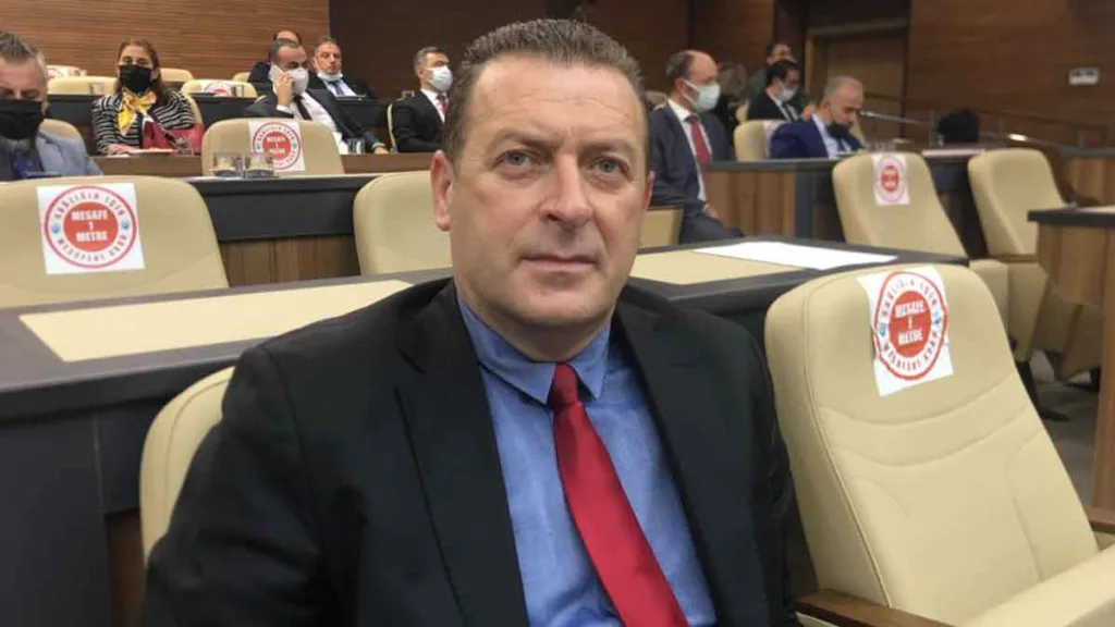 Trabzon’da Sezgin Mumcu ve Ömer Dayı arasında İmamoğlu tartışması!