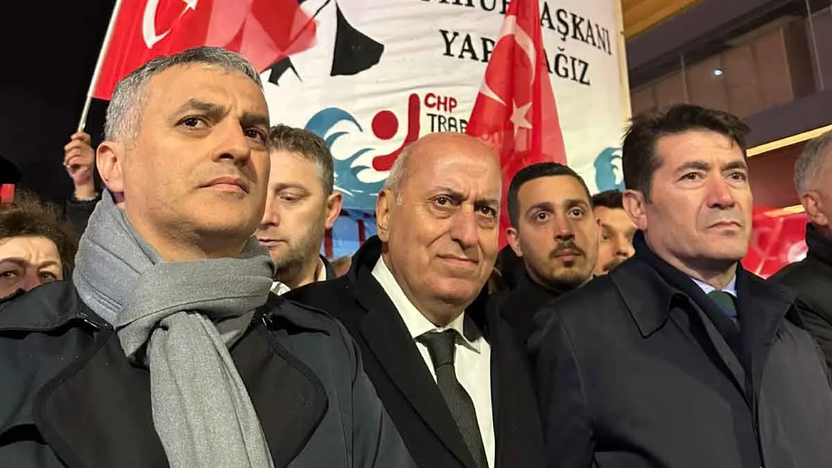 Trabzon'da Ekrem İmamoğlu için adalet yürüyüşü düzenlendi.
