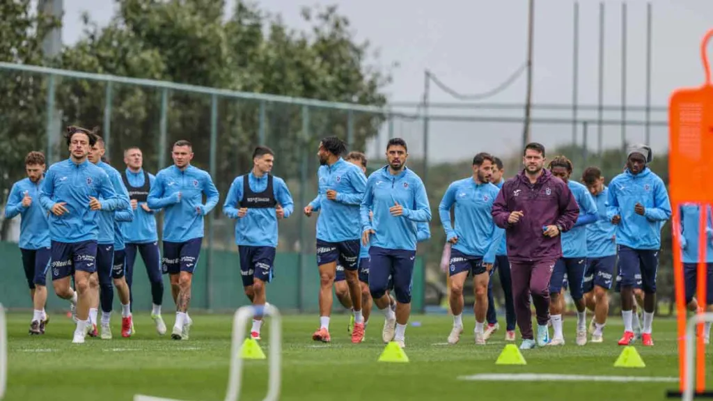 Trabzonspor, Göztepe Maçı Hazırlıklarını Sürdürüyor