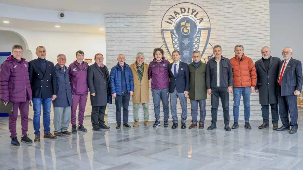 Trabzonspor kurulları, Fatih Tekke'ye hayırlı olsun ziyaretinde bulundu.