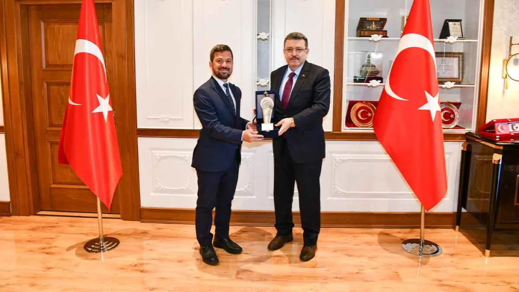 Trabzon Büyükşehir Belediyesi, Conf-ITS’25 Akıllı Ulaşım Sistemleri Konferansı’nda ödül alıyor