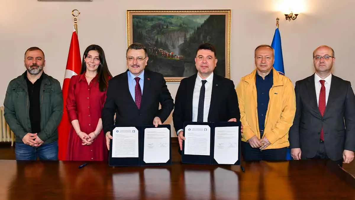 Trabzon'da 'Çocuk Dostu Şehir' Projesi için protokol imza töreni.