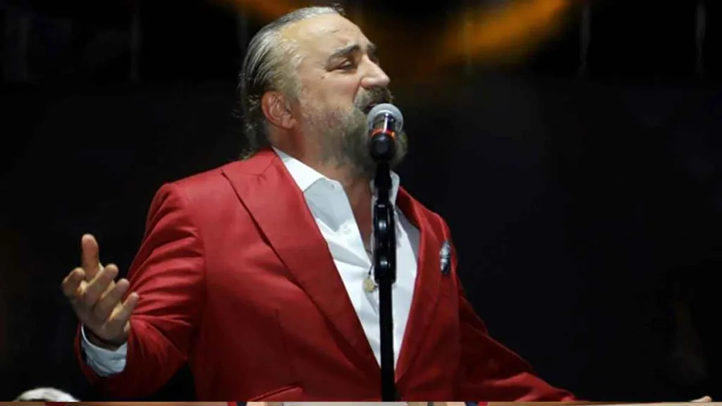Trabzonlu sanatçı Volkan Konak'ın adı, Yomra'da yapılacak Sanat Sokağı'na verilecek.