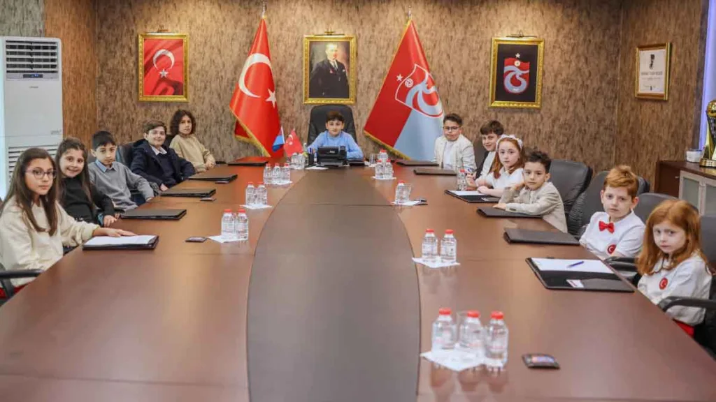 Trabzonspor’da 23 Nisan Coşkusu: Minik Misafirler Kulüpteydi