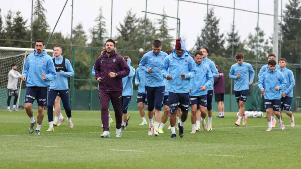 Trabzonspor, Göztepe Maçı Öncesi Hazırlıklarını Sürdürüyor