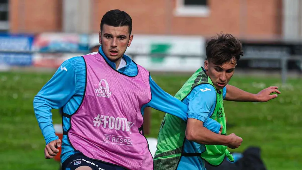 Trabzonspor U19 Takımı, Barcelona maçı hazırlıklarına başladı.