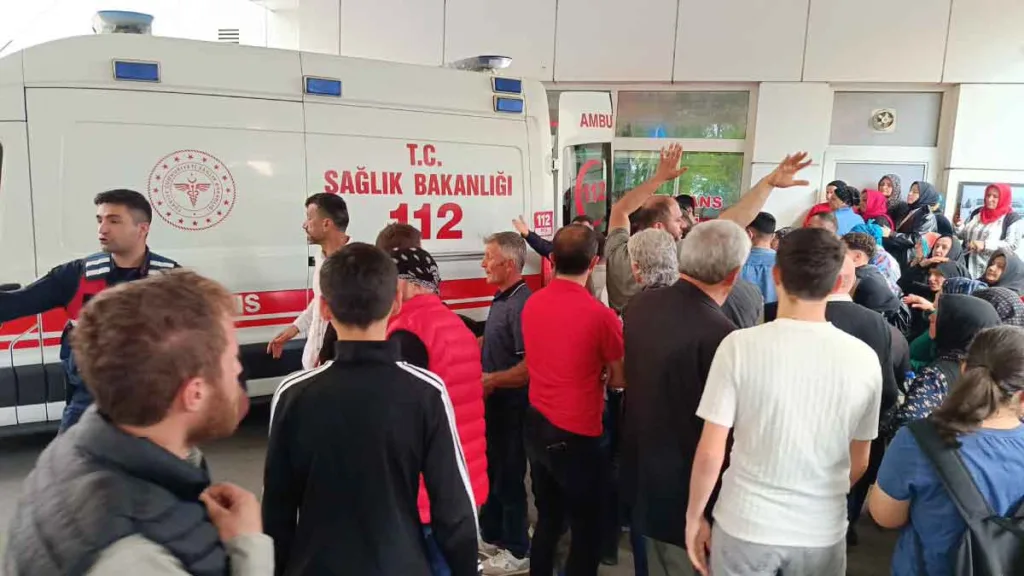 Trabzon Akçaabat'ta denize giren çocuklardan biri hayatını kaybetti, biri hastaneye kaldırıldı