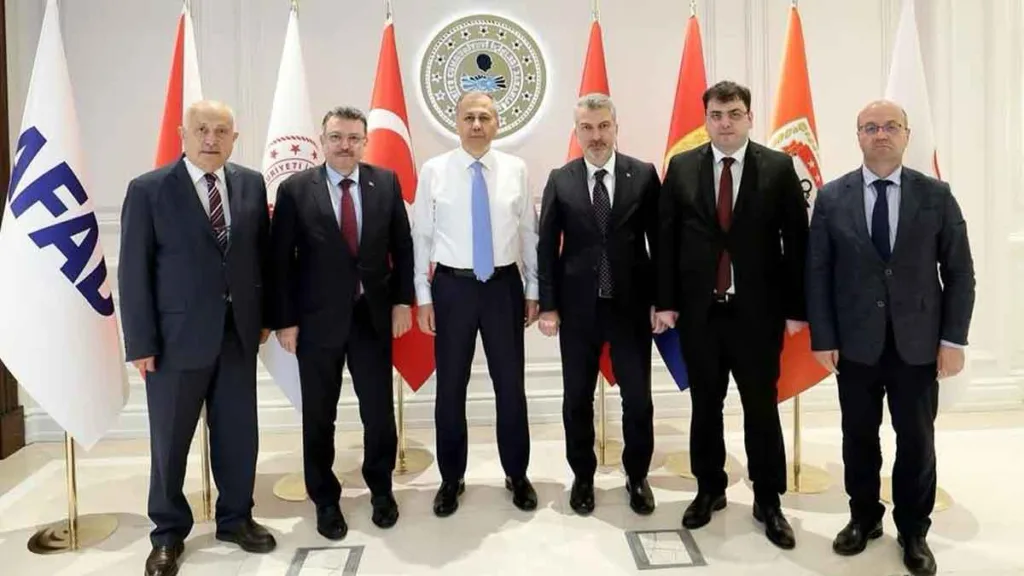 Trabzon heyeti Ankara’da bakanlık ziyaretlerinden önemli desteklerle döndü