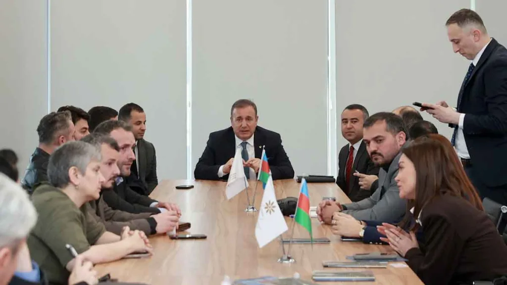 Trabzon Ticaret ve Sanayi Odası üyeleri Bakü’de KOBİA ve fabrikaları ziyaret etti.