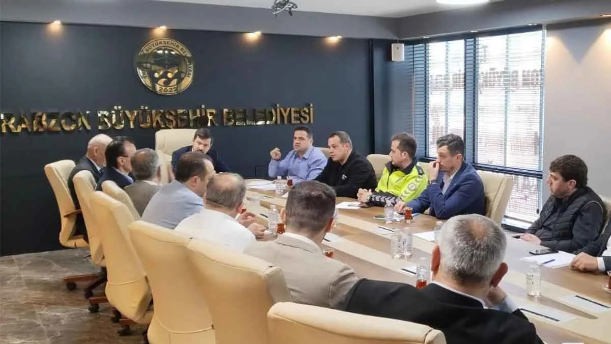 Trabzon’da turizm taşımacılığı masaya yatırıldı