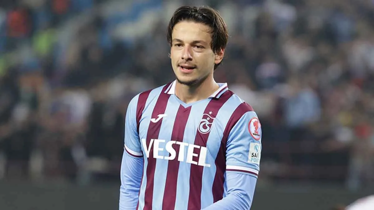 Trabzonspor’da sakatlık şoku! Sahayı sedyeyle terk etti