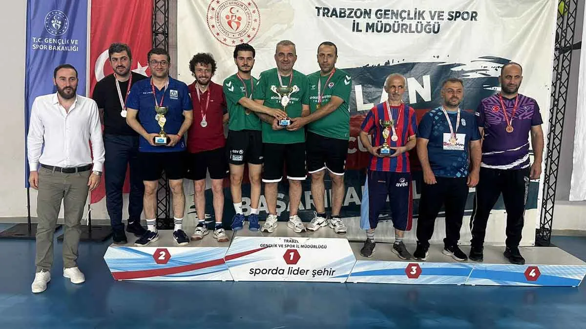 Büyükşehir masa tenisinde şampiyon 1 Buyuksehir masa tenisinde sampiyon