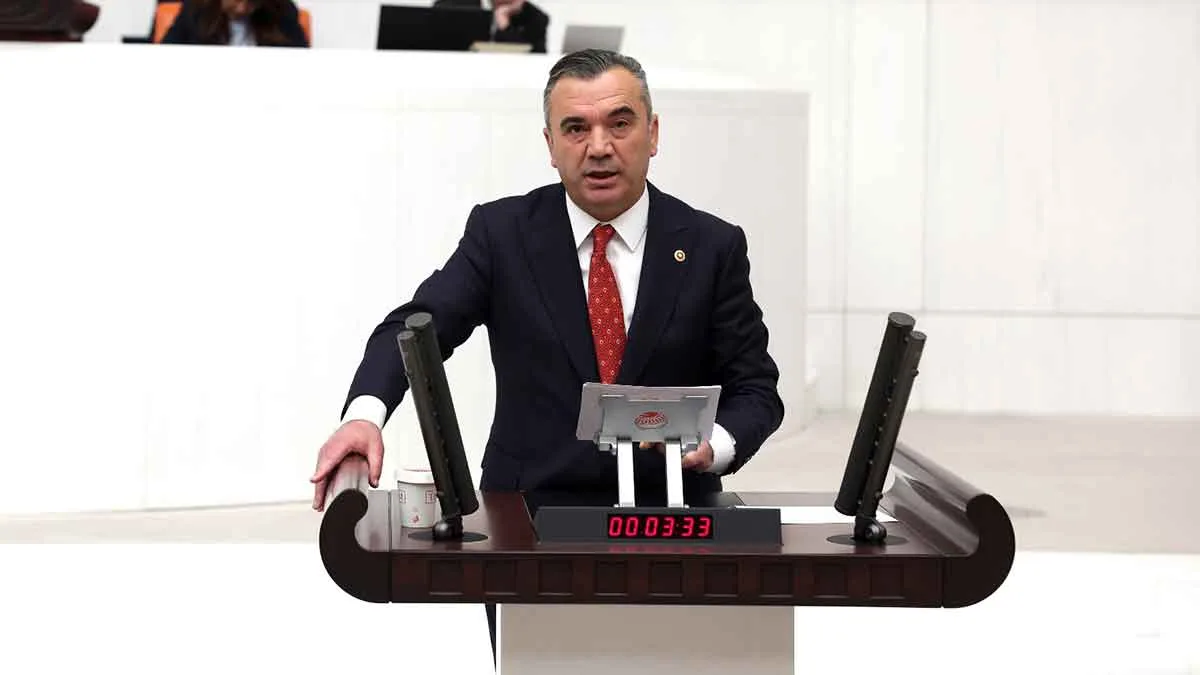 Trabzonlu vekil eğitimcilerin sorunlarını meclise taşıdı