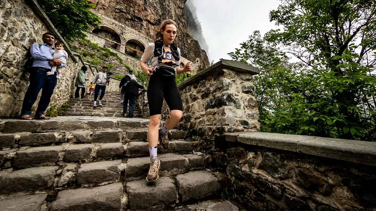 Uluslararası Ultra Sümela Maratonu düzenlendi 1 Uluslararasi Ultra Sumela Maratonu duzenlendi 1