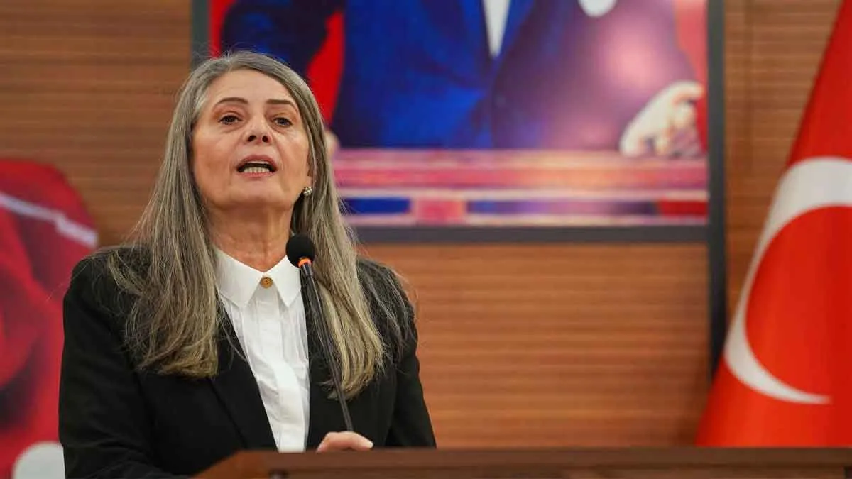 CHP’li-vekilden-başkanların-gözaltına-alınmasına-tepki
