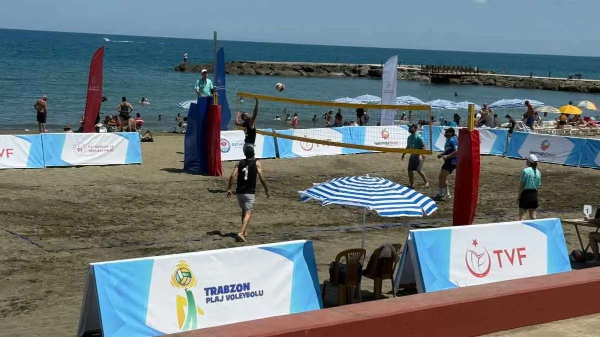 Trabzon'da plaj voleybolu heyecanı başladı 1 trabzon plaj voleybol