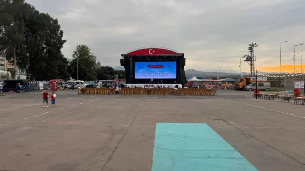 Trabzon Günleri’nde beklenen ilgi olmadı! 1 trabzon gunleri 2