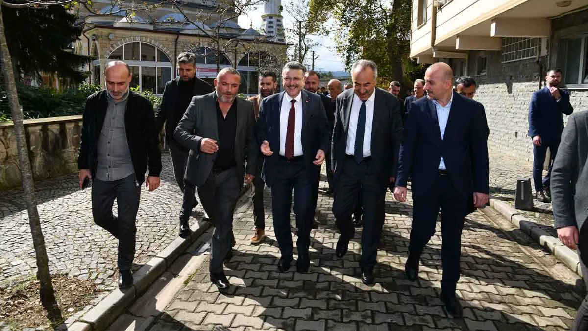 Başkan Genç Of'ta vatandaşlarla bir araya geldi 1 Baskan Genc Ofta vatandaslarla bir araya geldi