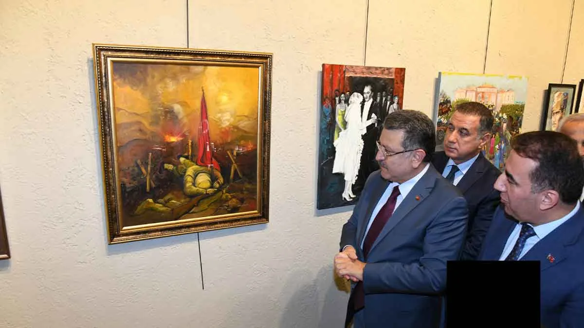 Trabzon'da-Cumhuriyet-sergisi-düzenlendi