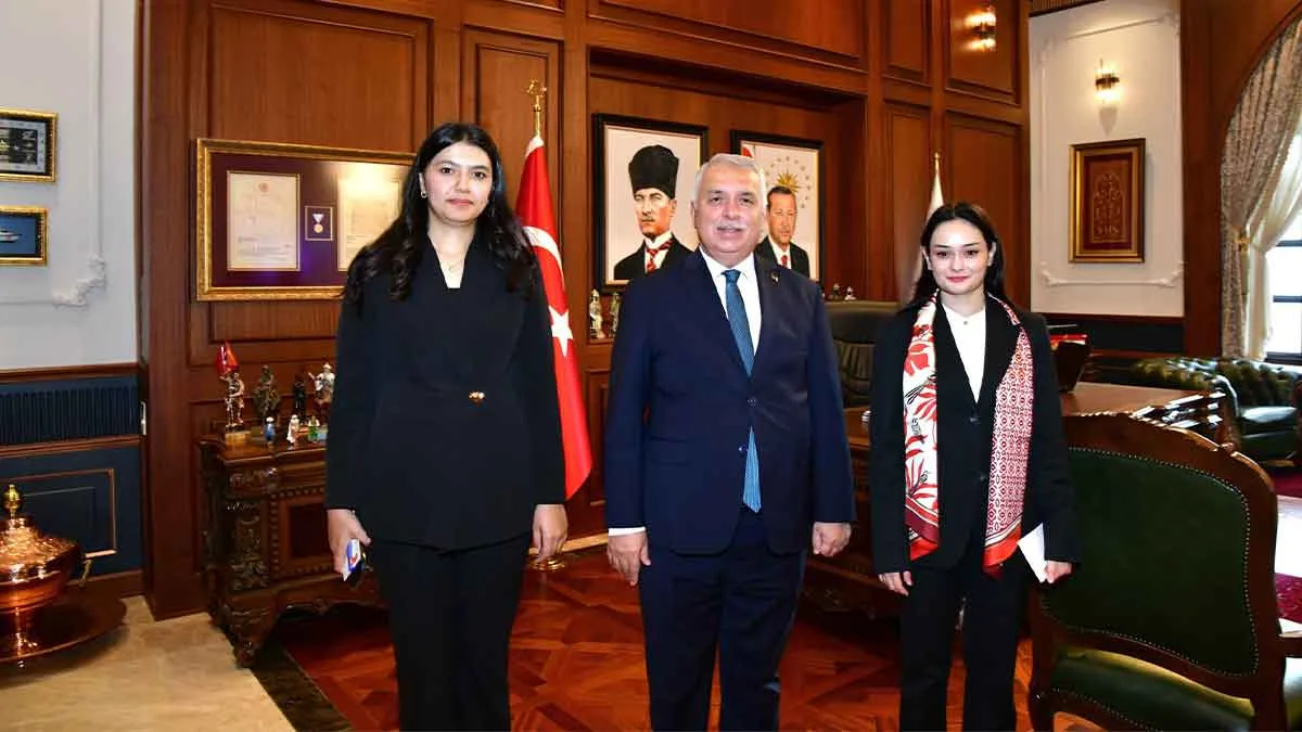 Trabzonda bir ilk yasandi Iki ilceye kadin kaymakam atandi