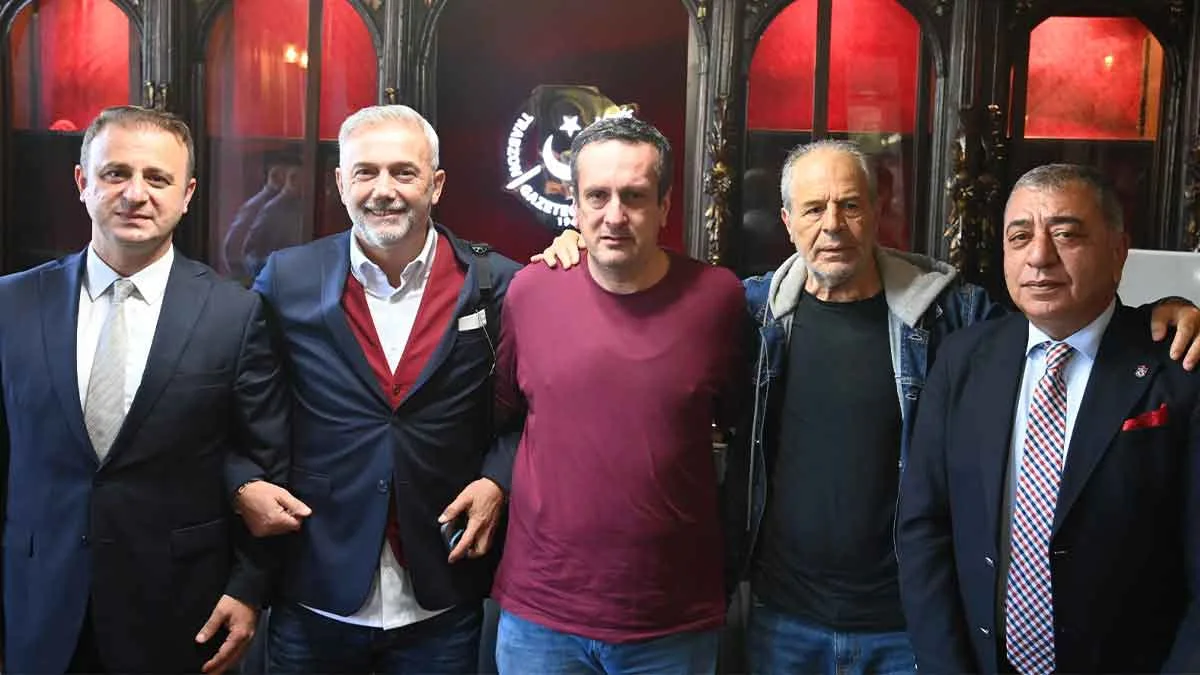 Trabzonspor’un efsaneleri Emir Yuşa için sahaya çıkıyor 1 Trabzonsporun efsaneleri Emir Yusa icin sahaya cikiyor