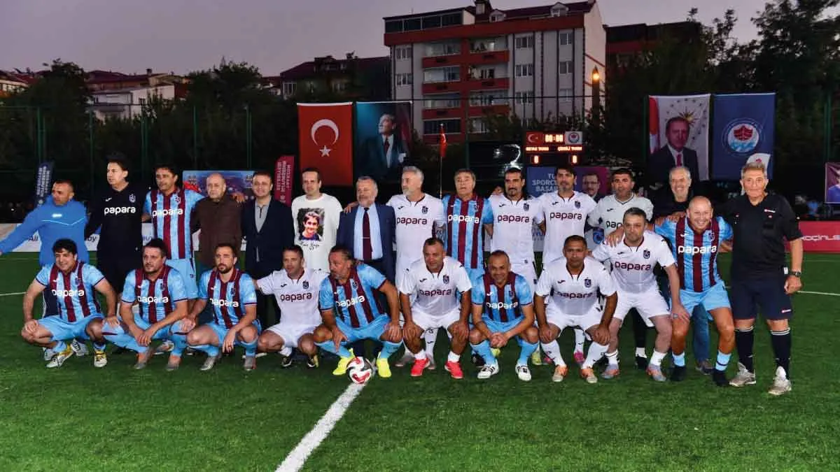 Trabzon'da efsaneler Emir Yuşa için sahaya çıktı 1 trabzon belediye turnuva