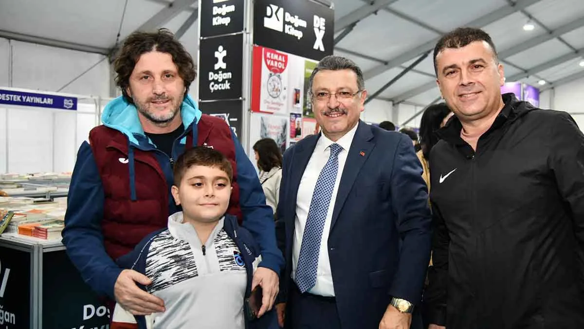 Fatih-Tekke'den-Trabzon-Kitap-Fuarına-ziyaret