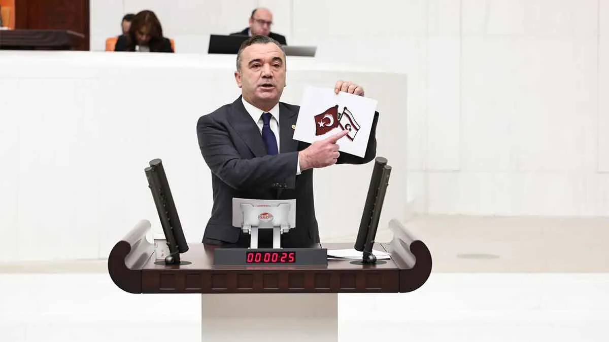TBMM'ye-KKTC-bayrağı-ile-girmek-yasaklandı!-Trabzonlu-Vekil-tepki-gösterdi