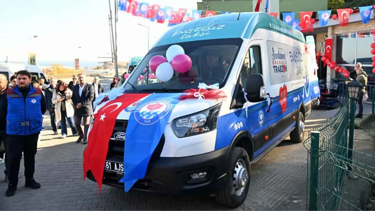 Trabzon'da-ikinci-Engelsiz-Taksi-de-hizmete-başladı