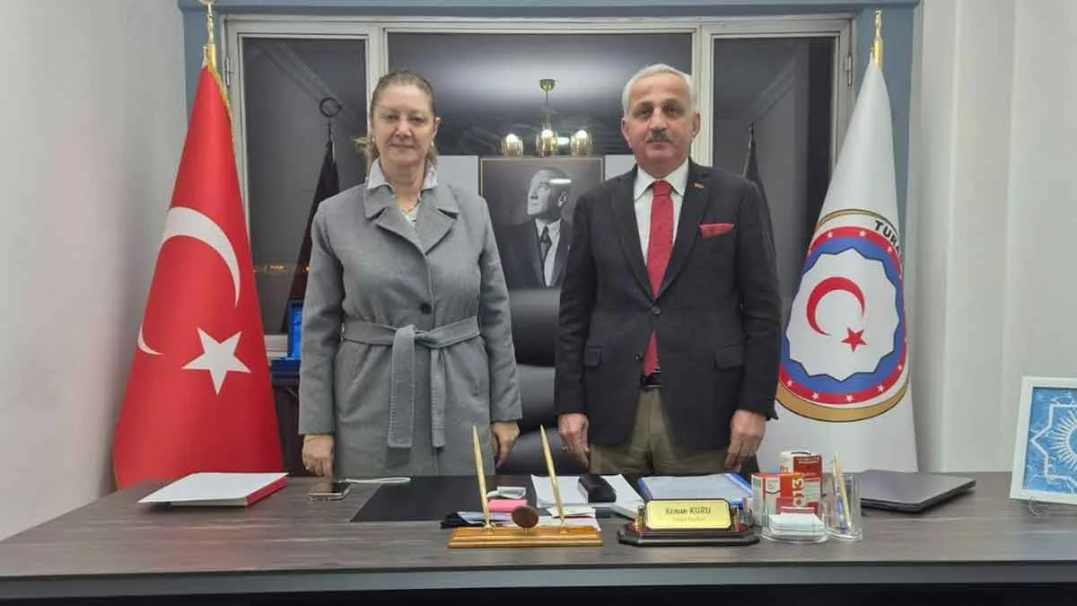KKTC-Trabzon-Başkonsolosu-Turan-Ülküsü-Derneğini-ziyaret-etti