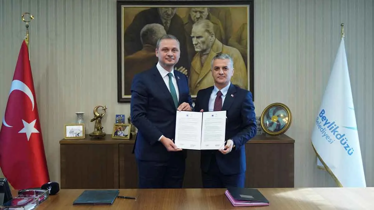 Yomra-Belediyesi-ile-Beylikdüzü-Belediyesi-Kardeş-Belediye-oldu