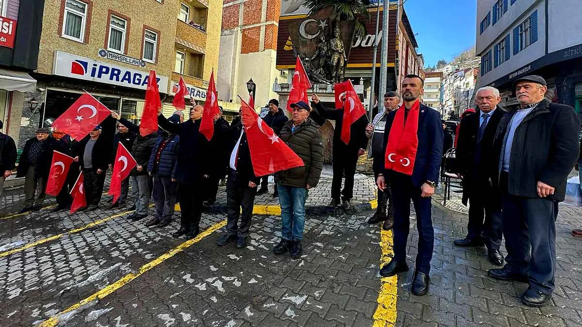 Trabzon’da-Çepni-Türklerinden-bayrak-açıklaması