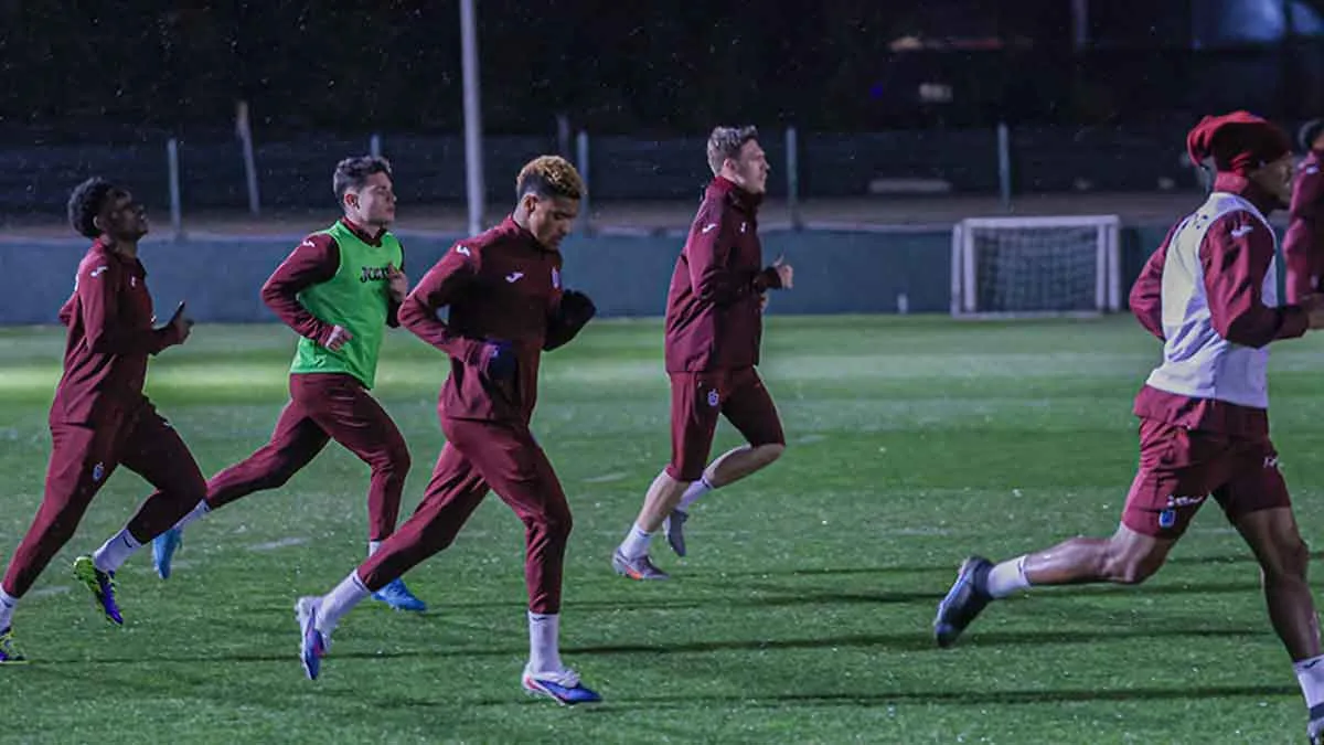 Trabzonspor-İstanbulspor-maçı-hazırlıklarına-başladı