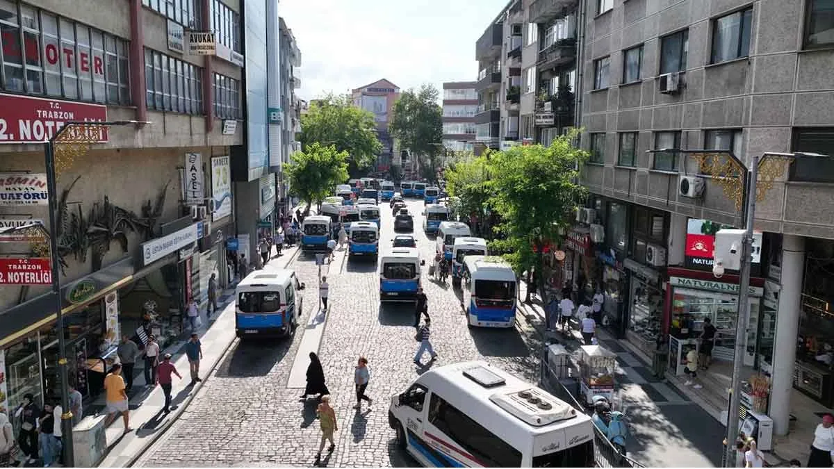Trabzon'un-merkezindeki-dolmuş-durakları-kaldırılıyor1