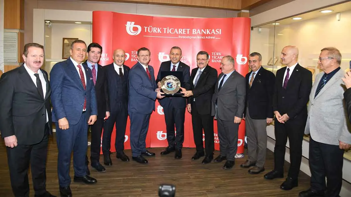 Türk-Ticaret-Bankası-Trabzon-Şubesi-açıldı
