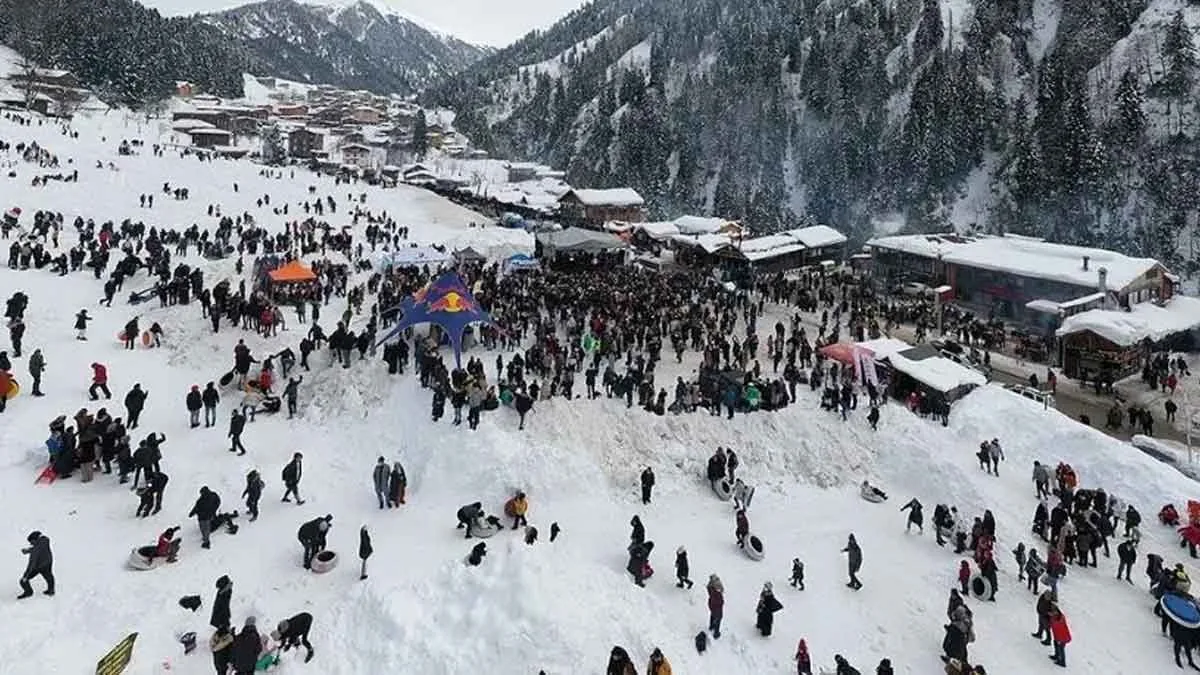 Uzungöl-Kış-Festivali’ne-Rize’den-tarih-tepkisi