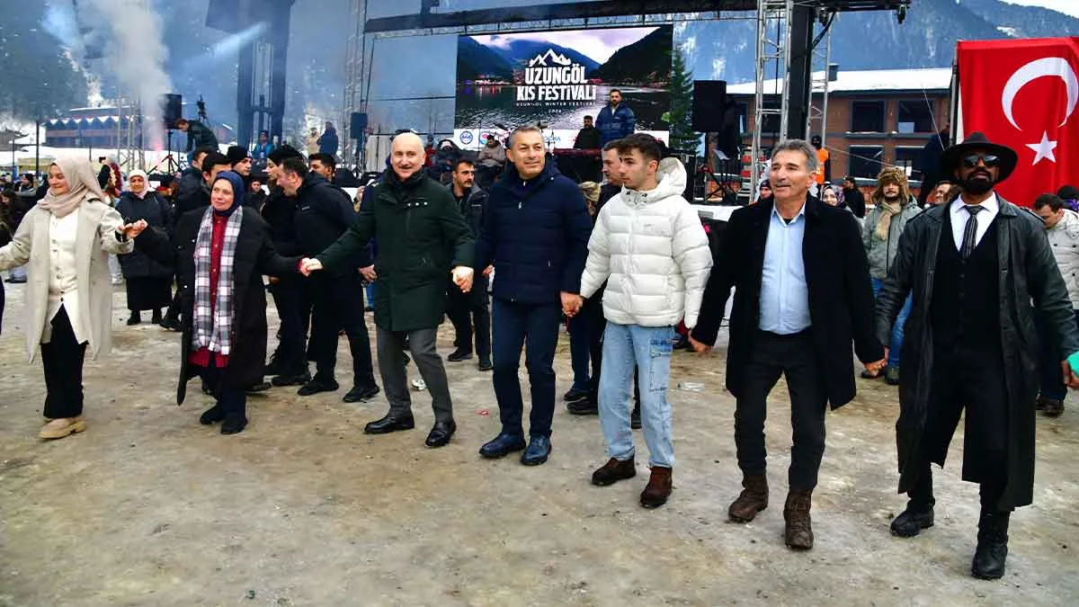 Vali-Tahir-Şahin-Uzungöl'de-horon-oynadı