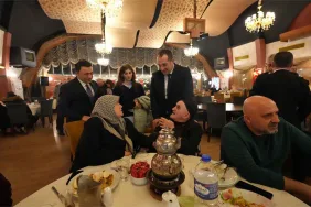 Başkan-Ekim-ilk-iftarı-şehit-aileleri-ve-gazilerle-yaptı