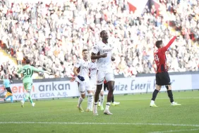 Paul-Onuachu-gol-kralligi