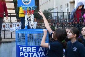 Trabzon'da-sıfır-atık-için-‘Yere-Atma,-Potaya-At’-hamlesi