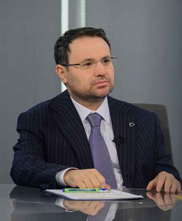Trabzonsporlu taraftarlardan Bakan Akın Gürlek'e şike çağrısı 11 Adalet Bakanı Akın Gürlek