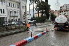 Arsin'de-sokaklarda-bayram-temizliği-yapıldı