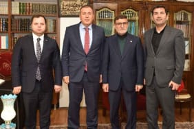 Başkan-Çelebi’den-İran-Başkonsolosluğu’na-taziye-ziyareti