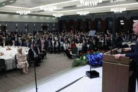 Başkan-Genç-Ankara'da-Cumhurbaşkanı-ile-iftar-programına-katıldı