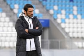 Eski-Trabzonsporlu-Egemen-Korkmaz,-U21-Şampiyonasında-düşerek-başından-yaralandı